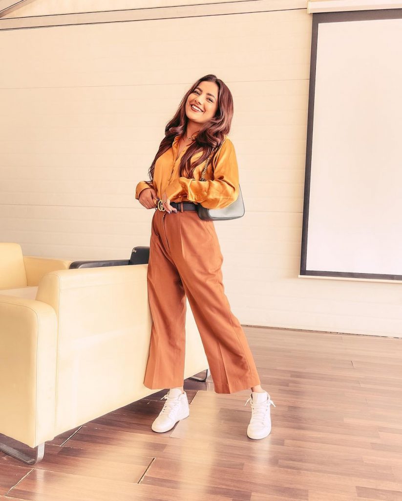 Mrunal - Social Nation