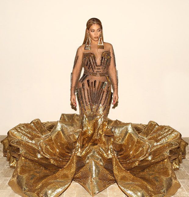 Beyonce-Brought-the-Ocean-to-her-Oshun-at-the-Wearable-Art-Gala-2018-Tom-Lorenzo - Social Nation Beyonce wearing Indian Designers on World Stage