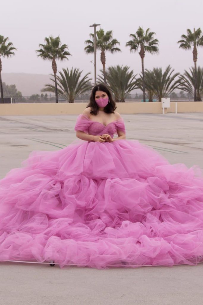 Shay Rose- Viral Fashion