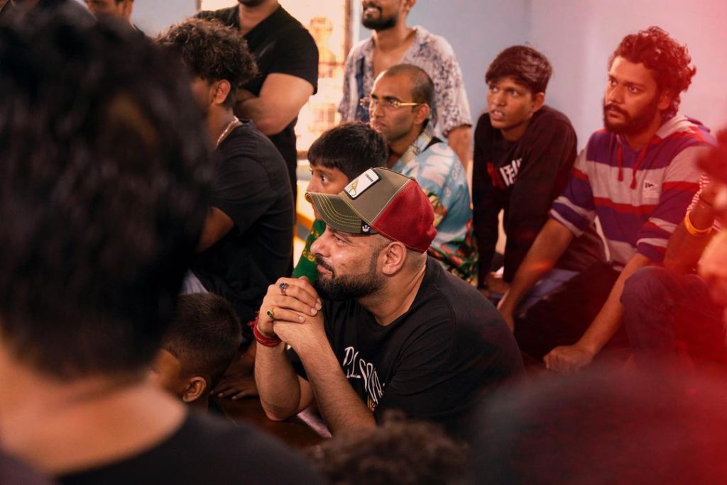 361731615_884985062956856_3597783359345267234_n - Social Nation Badshah on Dharavi Dream Project Team