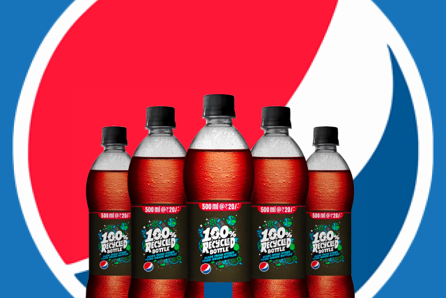 Pepsi-ad - Social Nation Pepsi Black in recycled bottles