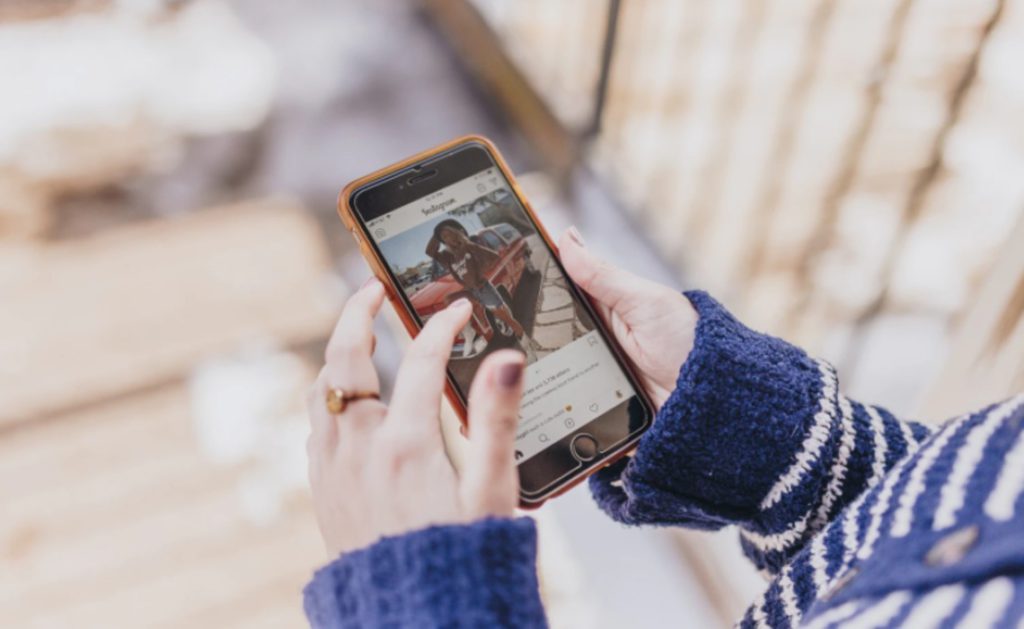 vertical-stories - Social Nation children social media content instagram data app scroll post DPDP Act
