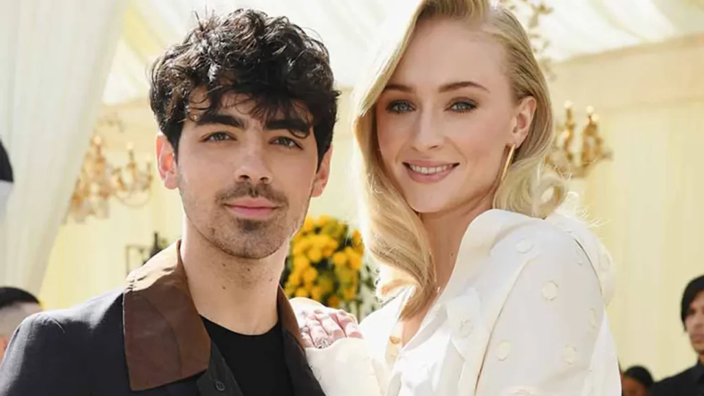 5fd340c4bba8-sophie-turner-joe-jonas-d.jpg - Social Nation Joe Jonas And Sophie Turner on Instagram