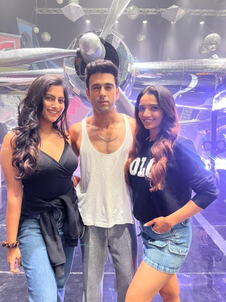 twarita nagar juhi bhatt pulkit samrat fukrey 3 ve fukrey music video content creators