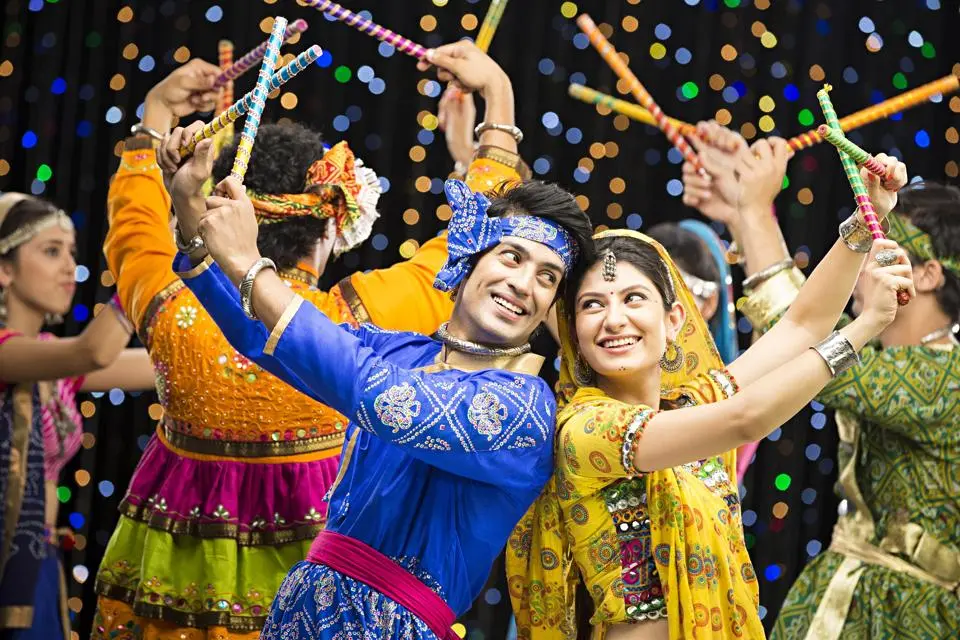 garba navratri dance dandiya raas