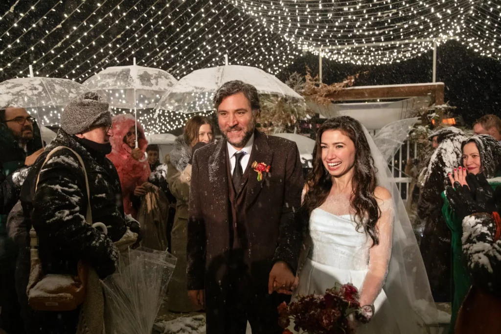 Josh Radnor Jordana Jacobs snow wedding New York How I Met Your Mother guests