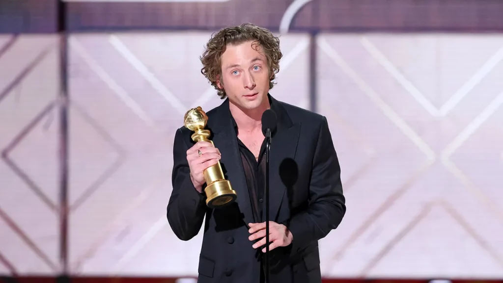 Jeremy-Allen-White-Golden-Globe-Stage-GettyImages-1908165528-H-2024 - Social Nation Jeremy Allen White Golden Globes 2024 winner The Bear S2 Best Actor in a Television Comedy Calvin Klein
