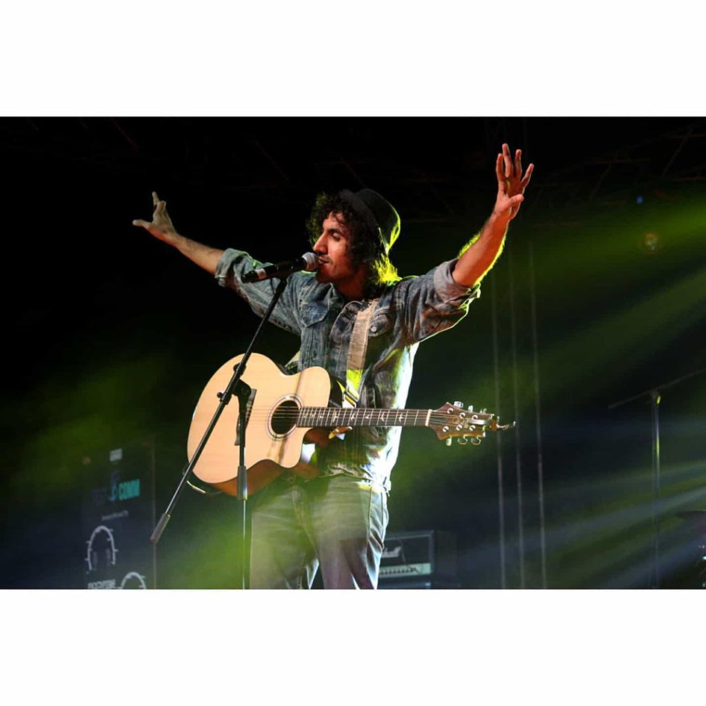 Snapinsta.app_81363774_261688351473606_2272543812971844831_n_1080 - Social Nation Justh independent artist singer songwriter Chor music viral trending Instagram reels YouTube