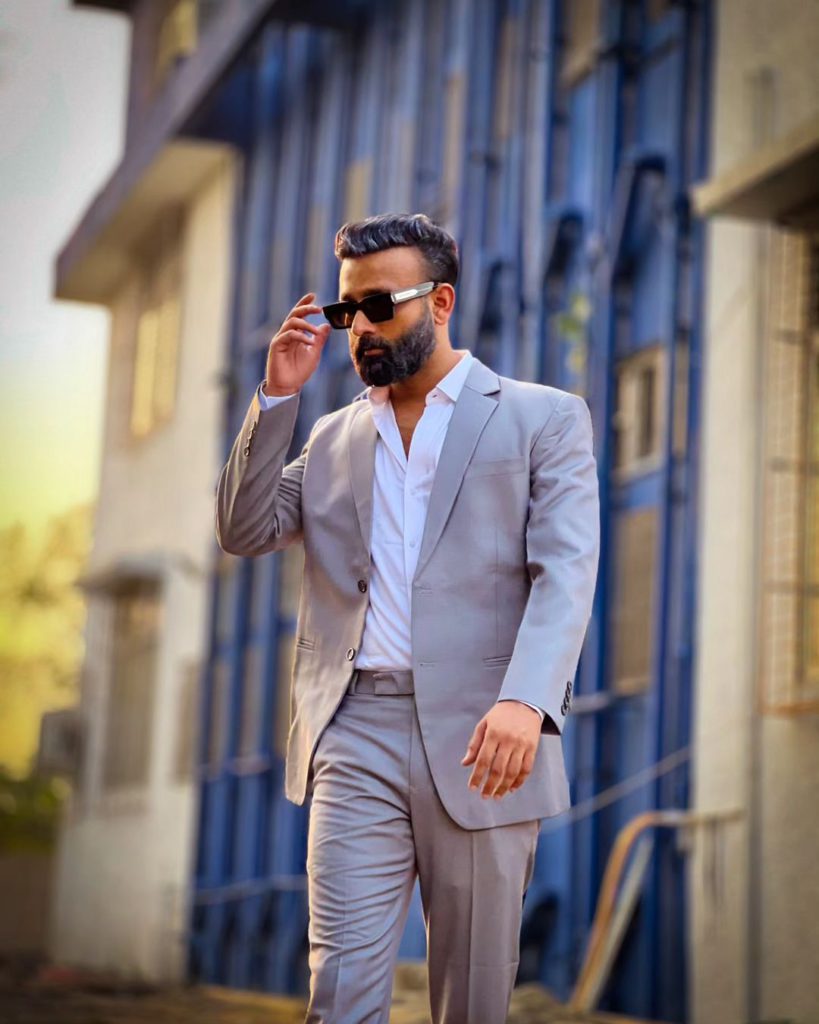 Snapinsta.app_391412546_343488048090718_985160659765848160_n_1080 - Social Nation Be YouNick Nikunj Lotia comedy content creator singer Social Nation Festival Mumbai 2024 asia's largest creator fest april event creators influencers lineup