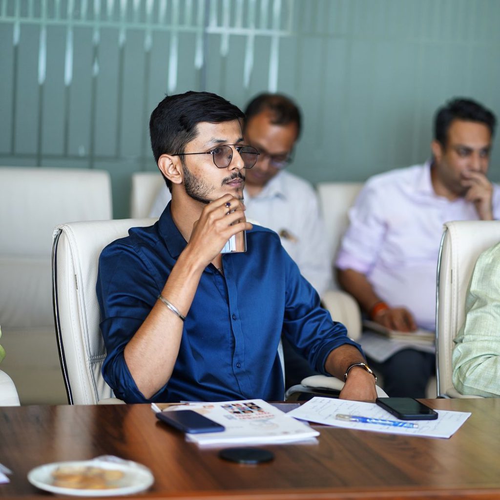 International Tea Day Anubhav Dubey chai sutta bar maatea cafe business entrepreneur SN exclusive interview trending