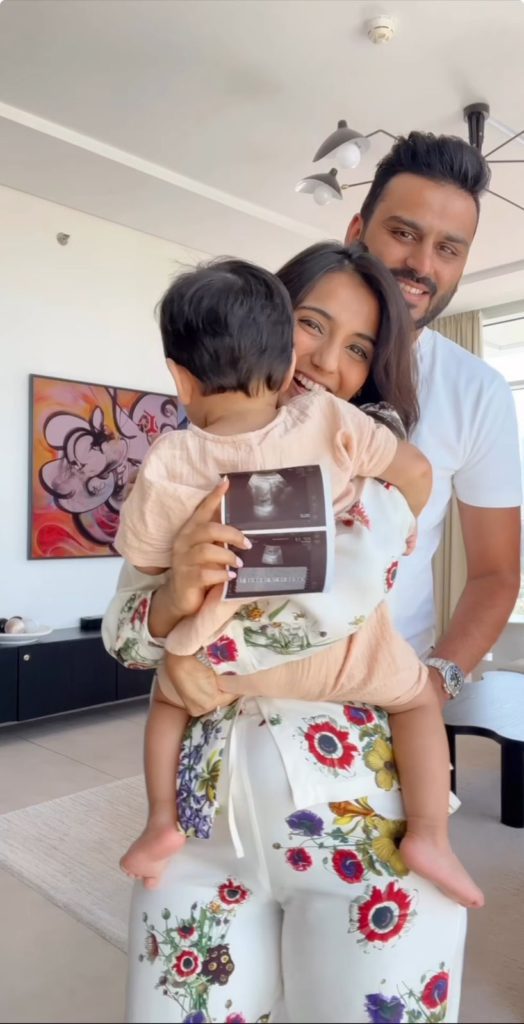 WhatsApp-Image-2024-05-03-at-2.34.20-PM - Social Nation Creator Masoom Minawala announces second pregnancy