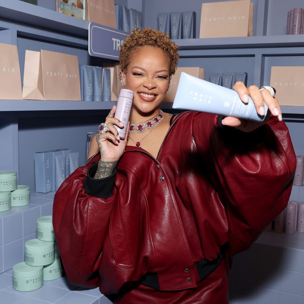Snapinsta.app_448234617_18021098885332669_7749905068681006146_n_1080 - Social Nation Rihanna Fenty Hair launch event Indian brands Manish Malhotra Sabyasachi High Jewellery designer